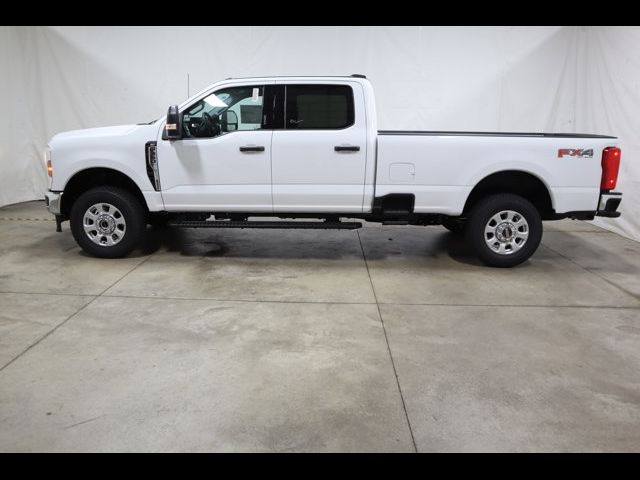 2024 Ford F-350 XLT