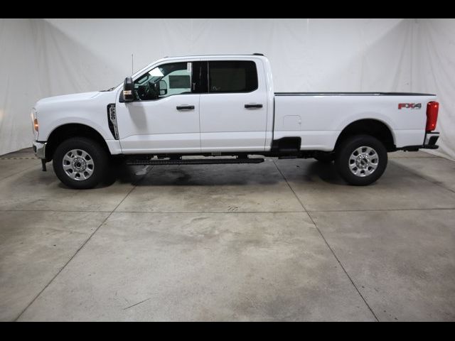 2024 Ford F-350 XLT