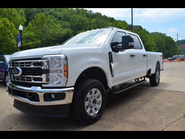 2024 Ford F-350 XLT