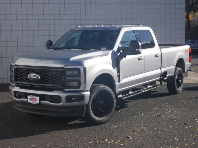 2024 Ford F-350 XLT