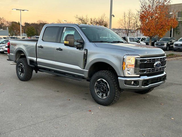 2024 Ford F-350 XLT