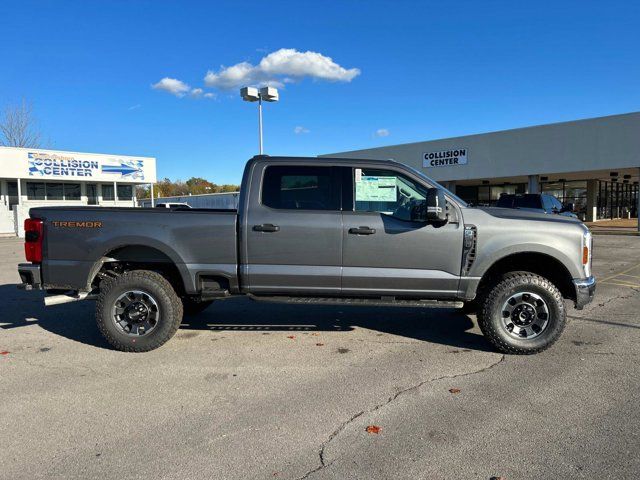 2024 Ford F-350 XLT