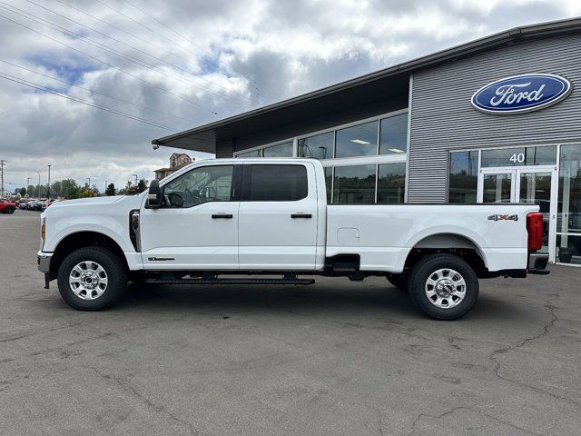 2024 Ford F-350 XLT