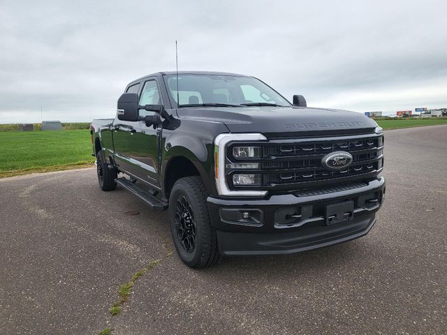 2024 Ford F-350 XLT