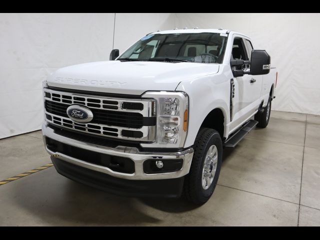 2024 Ford F-350 XLT