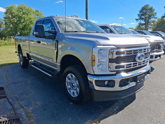 2024 Ford F-350 XLT