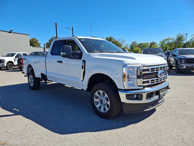 2024 Ford F-350 XLT