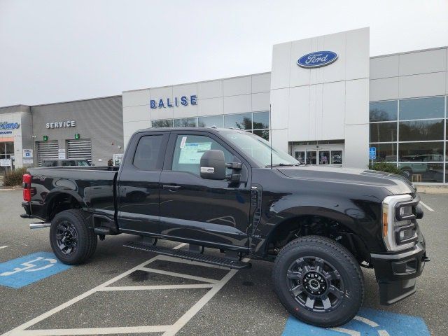 2024 Ford F-350 XLT