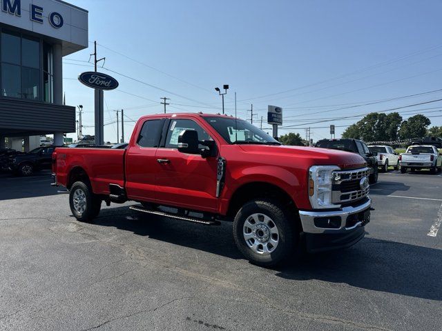 2024 Ford F-350 XLT