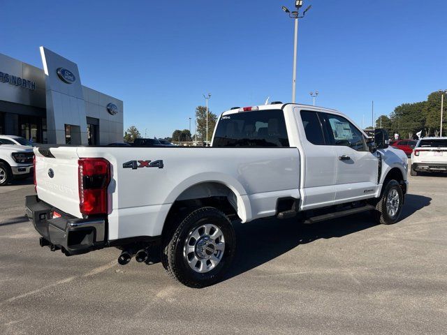 2024 Ford F-350 XLT