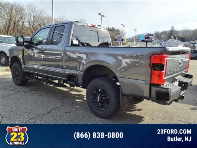 2024 Ford F-350 XLT