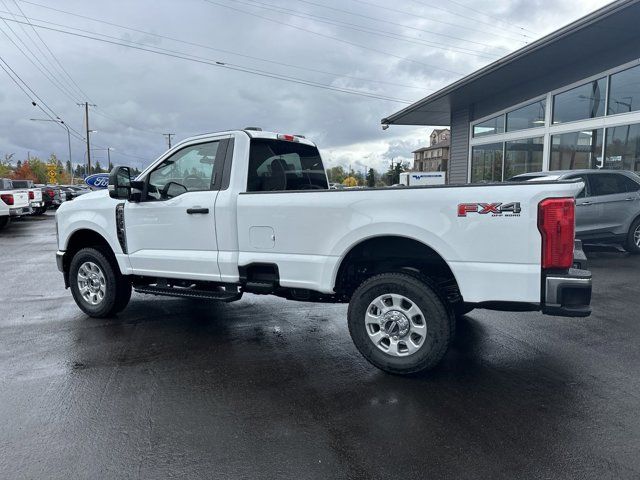 2024 Ford F-350 XLT