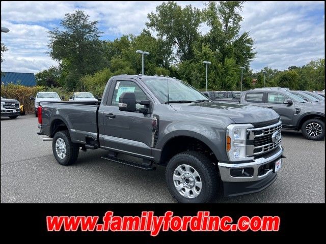 2024 Ford F-350 XLT