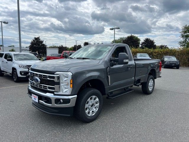 2024 Ford F-350 XLT