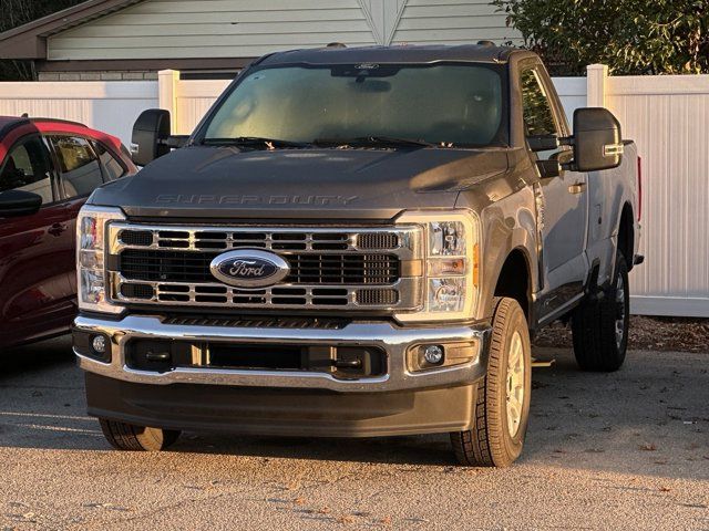 2024 Ford F-350 XLT