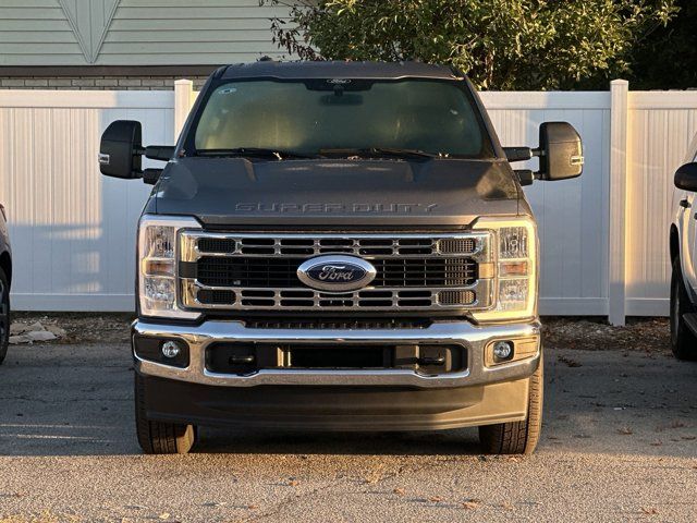 2024 Ford F-350 XLT