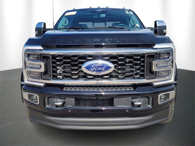 2024 Ford F-450 Limited