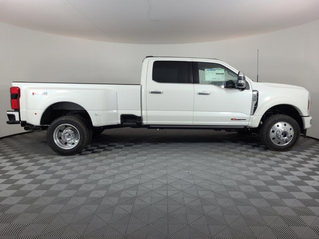 2024 Ford F-450 Limited