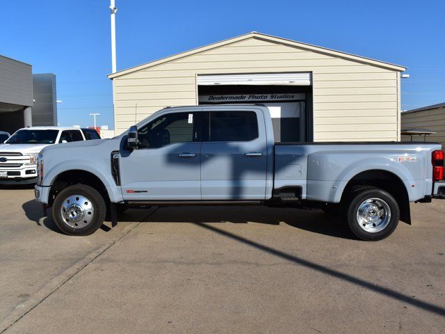 2024 Ford F-450 Platinum