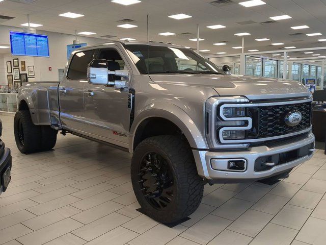 2024 Ford F-450 Platinum