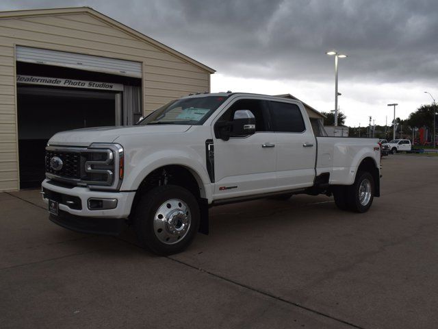 2024 Ford F-450 Platinum