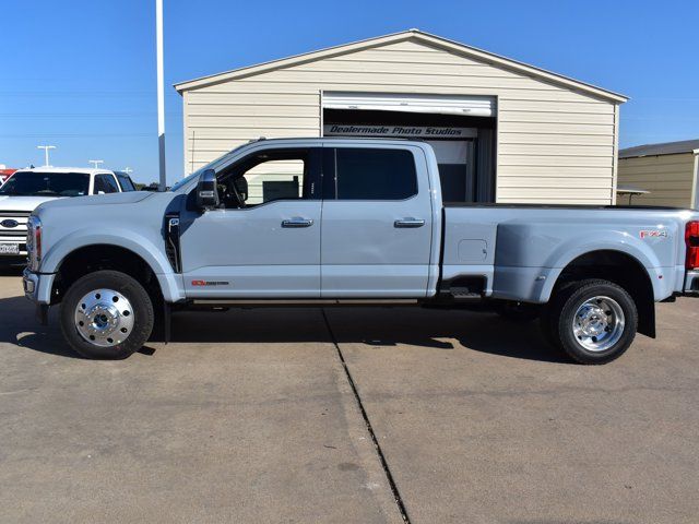 2024 Ford F-450 Platinum