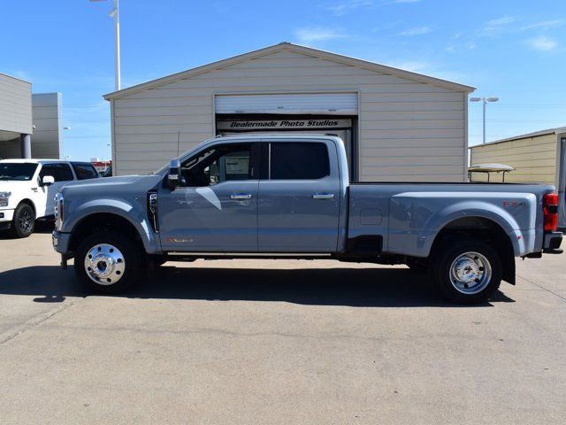 2024 Ford F-450 Platinum