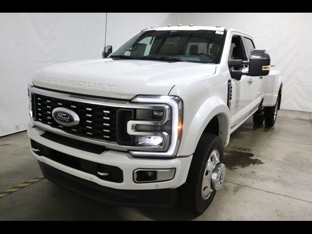 2024 Ford F-450 Platinum