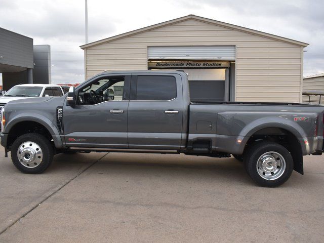 2024 Ford F-450 Platinum