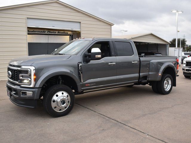 2024 Ford F-450 Platinum