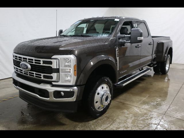 2024 Ford F-450 XLT