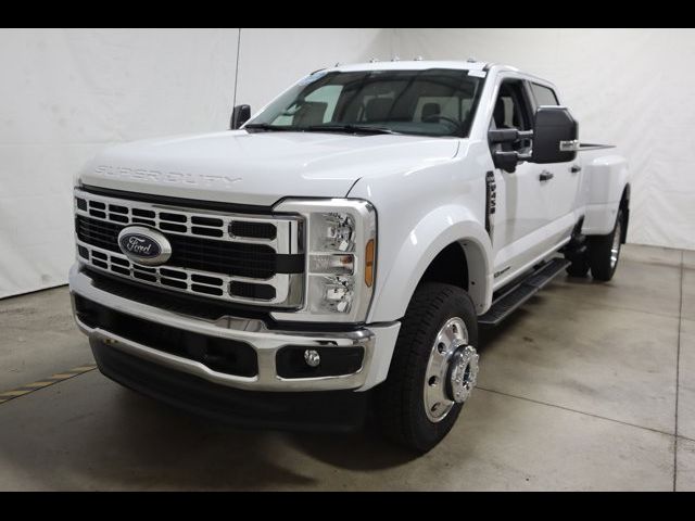 2024 Ford F-450 XLT