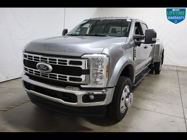 2024 Ford F-450 XLT