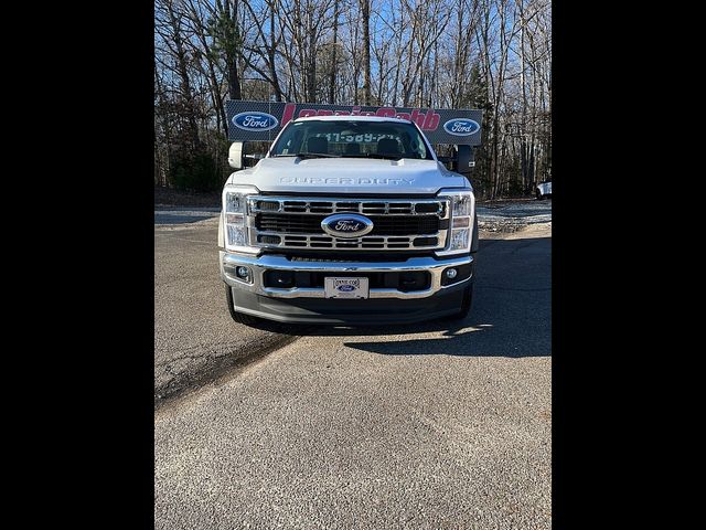 2024 Ford F-550 XLT