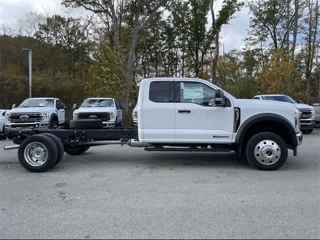 2024 Ford F-550 