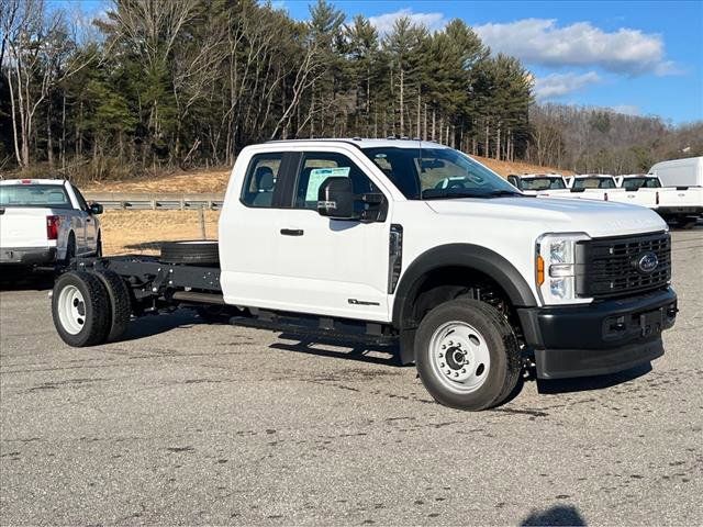 2024 Ford F-550 XL