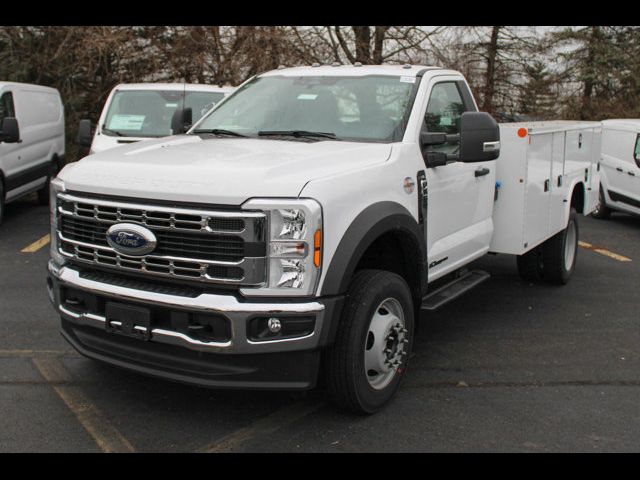 2024 Ford F-550 