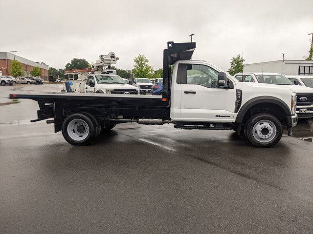 2024 Ford F-550 