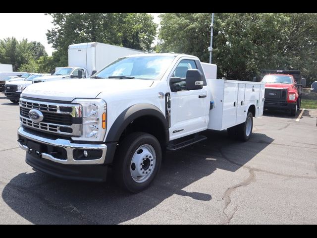 2024 Ford F-550 