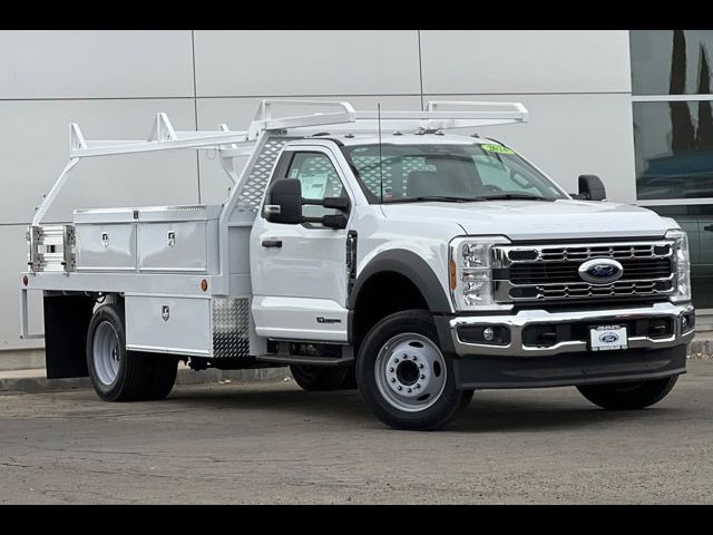 2024 Ford F-550 