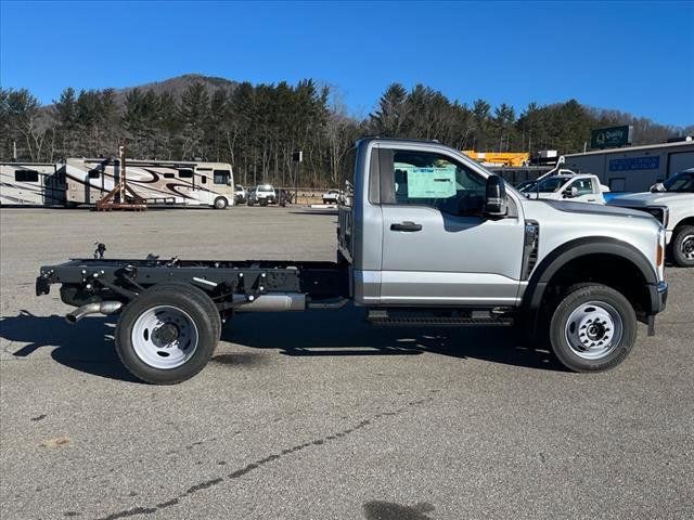 2024 Ford F-550 XL