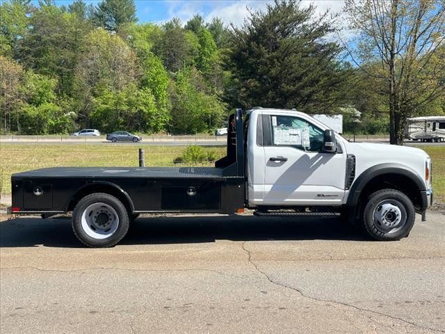 2024 Ford F-550 XLT