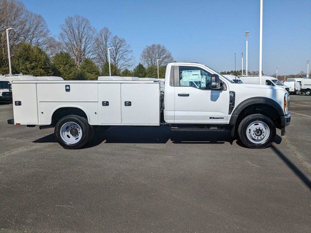 2024 Ford F-550 