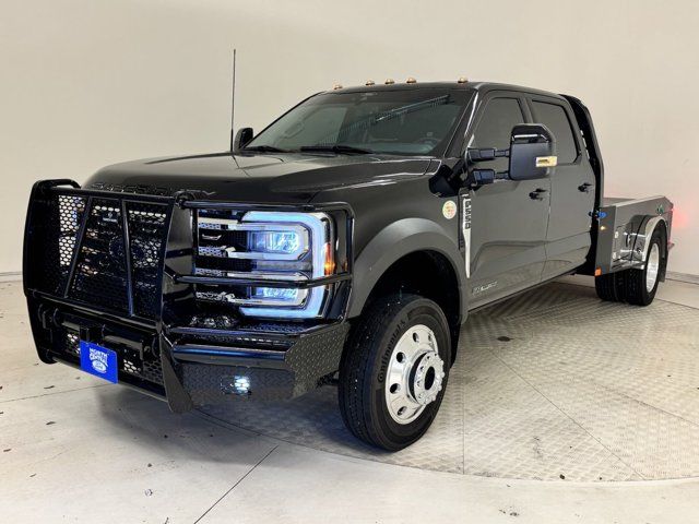 2024 Ford F-550 Lariat