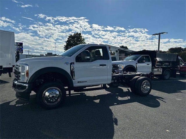 2024 Ford F-550 XL