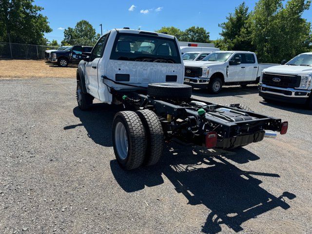 2024 Ford F-550 