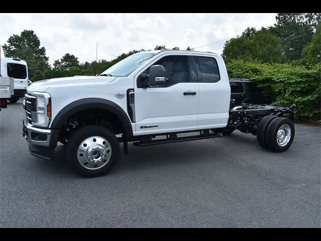 2024 Ford F-550 XLT