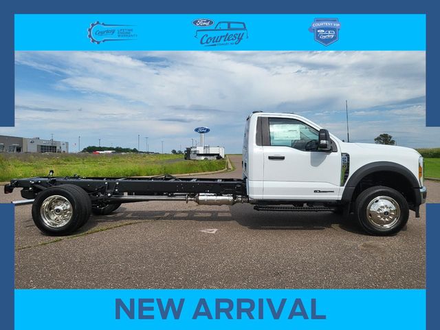 2024 Ford F-550 XLT