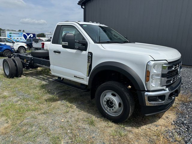 2024 Ford F-550 XLT