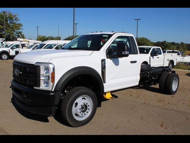 2024 Ford F-550 